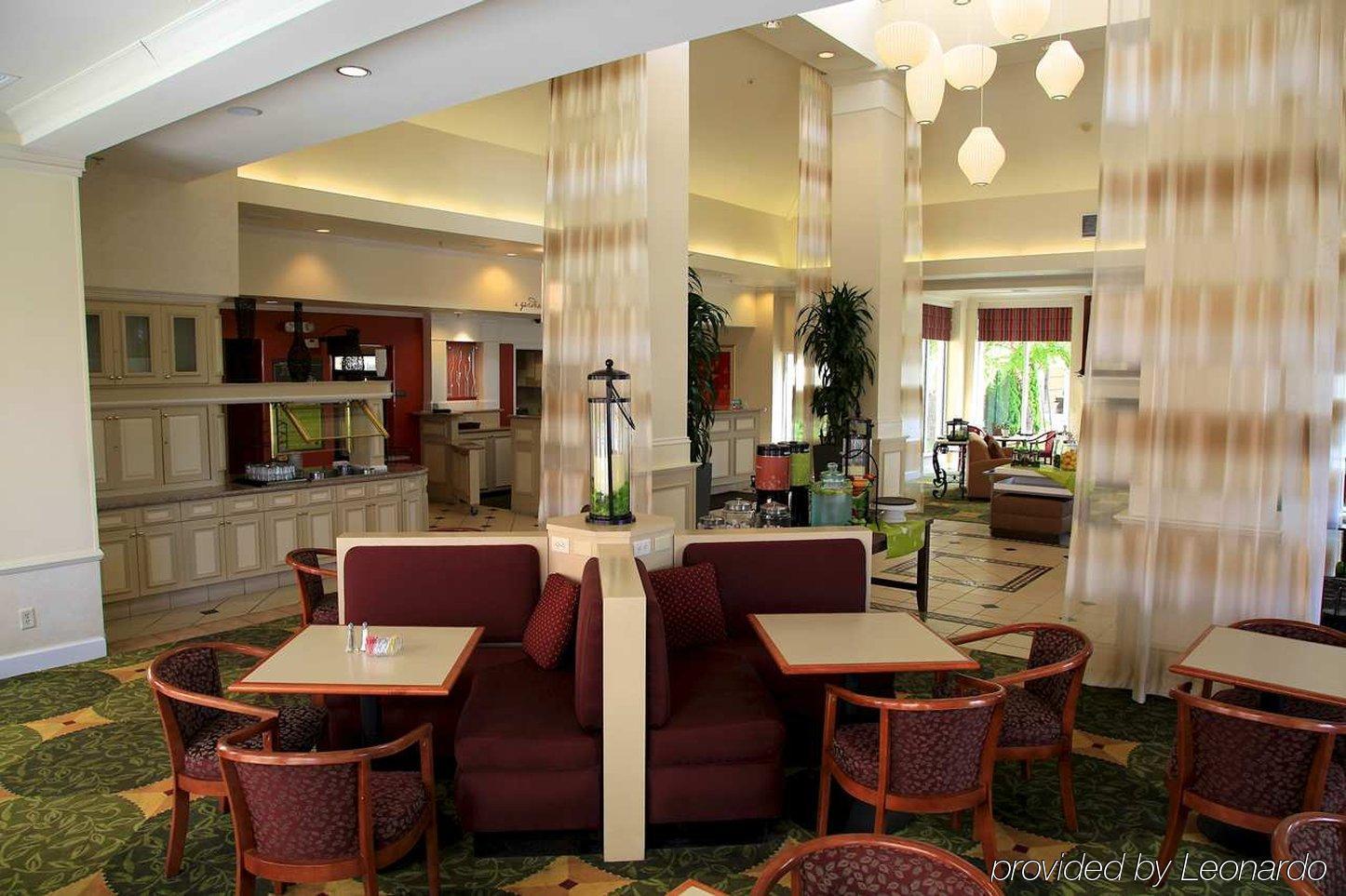 Hilton Garden Inn Fort Wayne Ellisville Restaurant photo